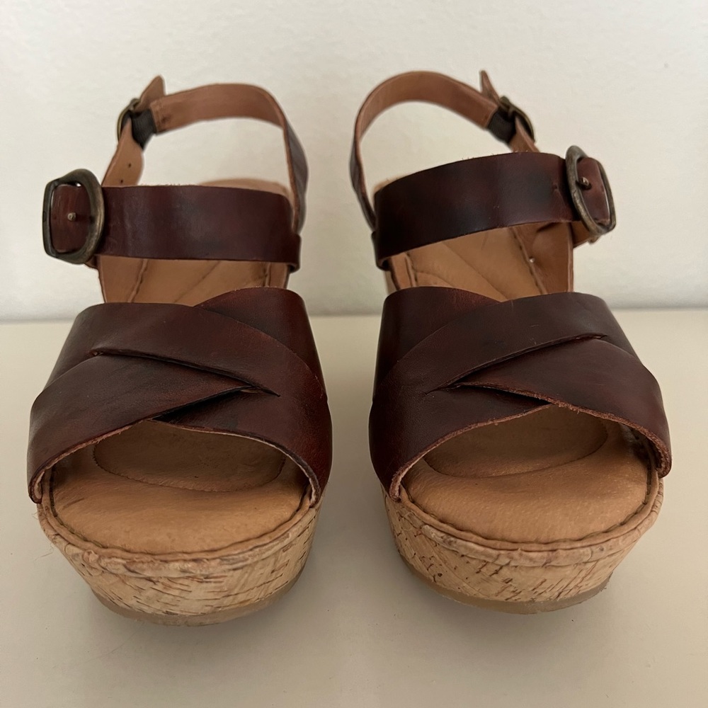 Born platform sandals Rust, 10m